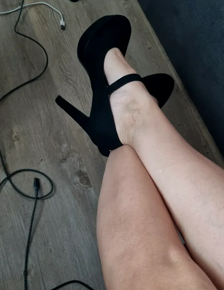 Amelia, 38