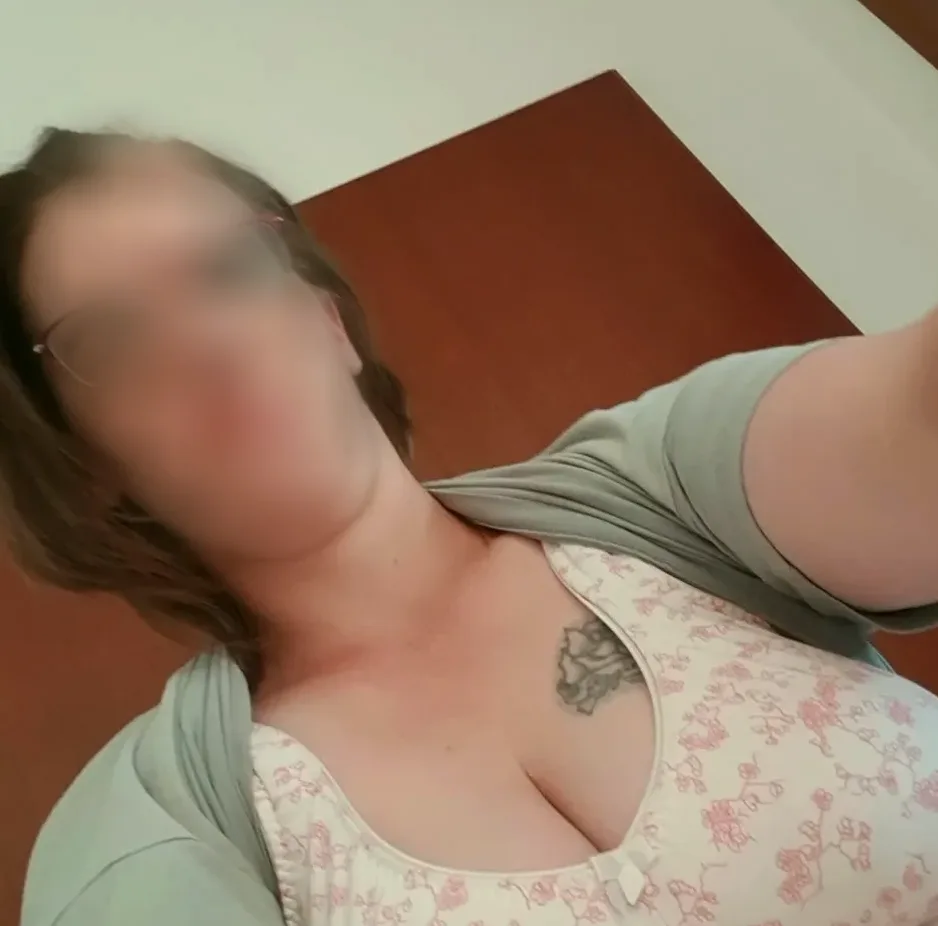 Magda, 35