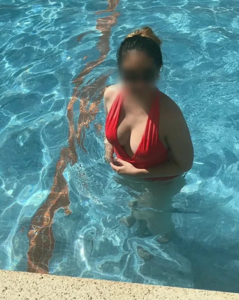 Maya, 27