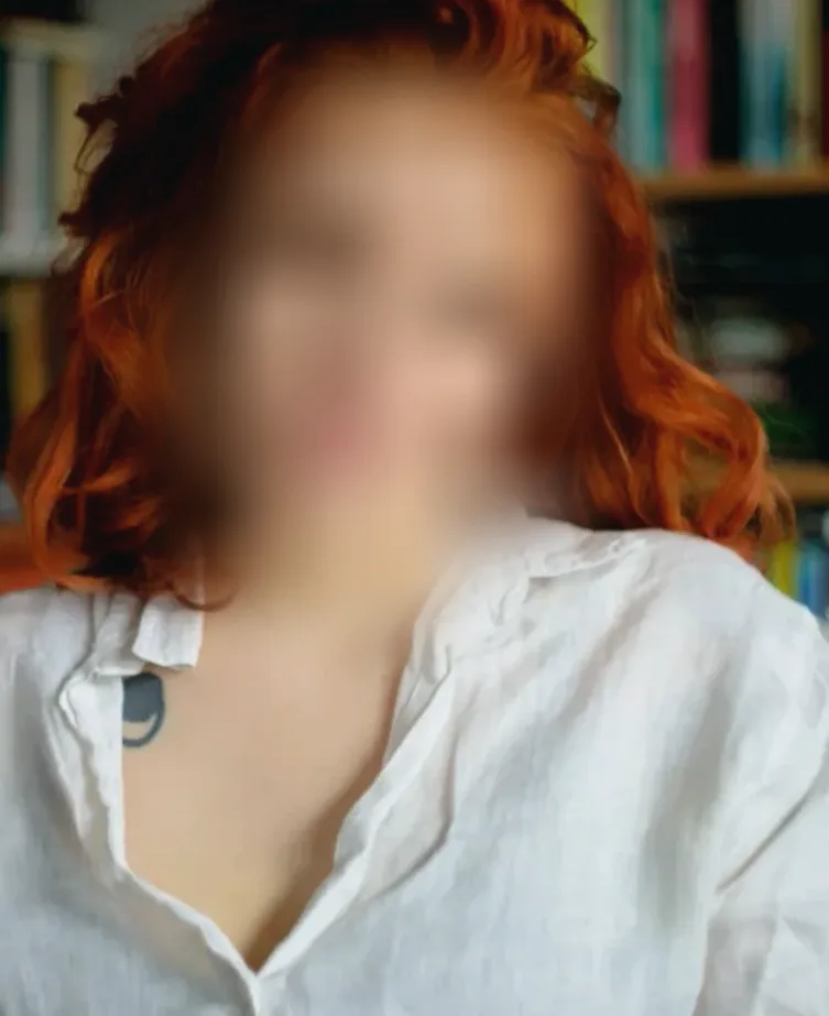 Megan, 27